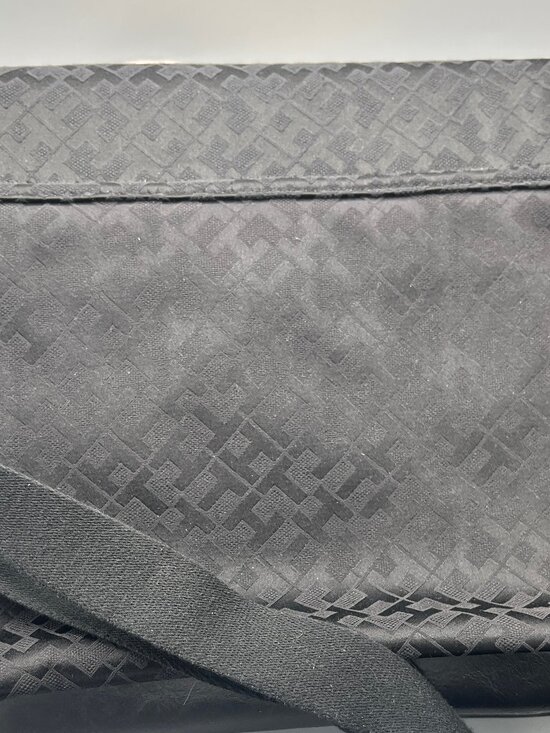 TOMMY HILFIGER CANVAS COMPUTER BREIF CASE CROSSBODY/SHOULDER GOLD TONE HARDWARE - Picture 4 of 9